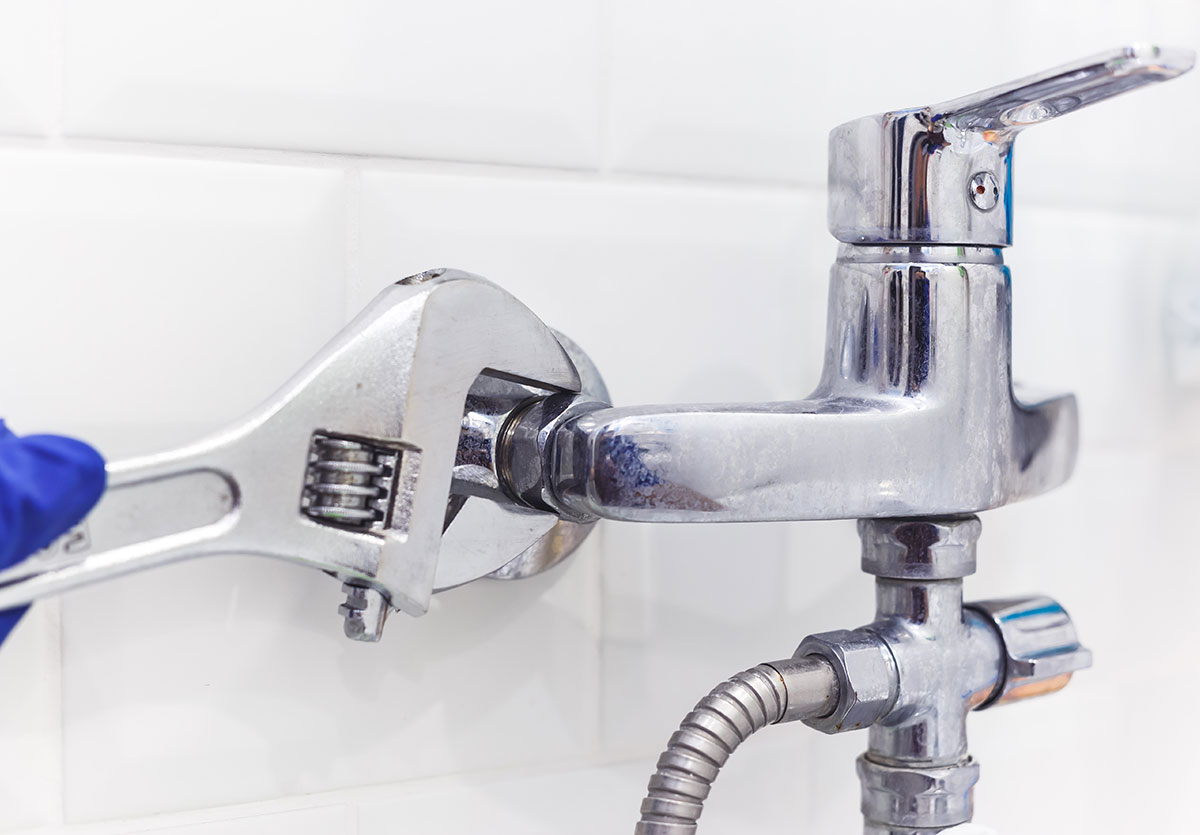 How to fit a kitchen mixer tap?